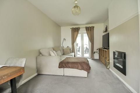 6 Beaulieu Road, Amesbury, Salisbury, SP4 7PD