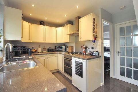 6 Beaulieu Road, Amesbury, Salisbury, SP4 7PD