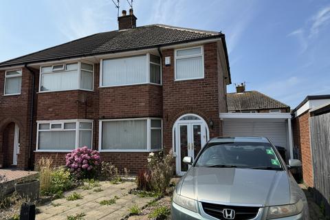 3 bedroom semi-detached house for sale, Highcroft Avenue, Bispham FY2