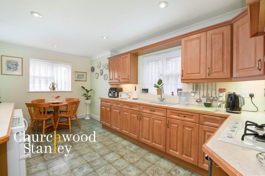 Kitchen / Breakfast room