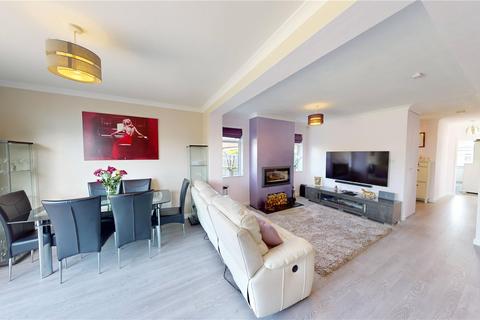 7 Laburnum Drive, Corringham, Stanford-le-hope, SS17 7QE