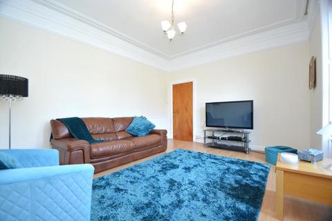 3 bedroom apartment for sale, South Mid Street, Bathgate, West Lothian, EH48 1DY