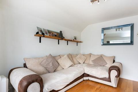 1 bedroom maisonette for sale, Leggatts Way, Watford WD24