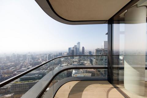 2 bedroom penthouse for sale, London EC2A
