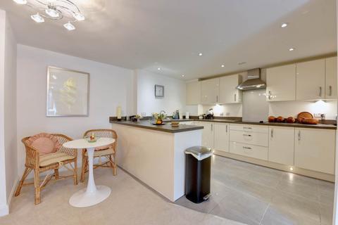 1 bedroom retirement property for sale, Albert Court, Henley-On-Thames