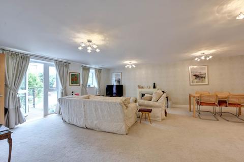 1 bedroom retirement property for sale, Albert Court, Henley-On-Thames