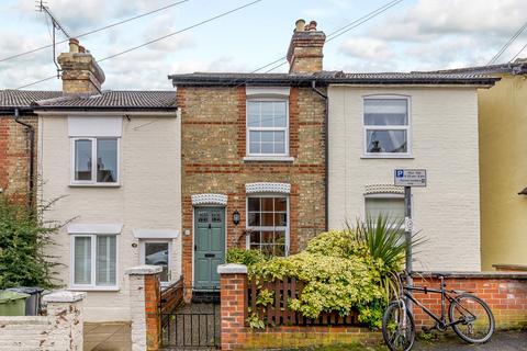 2 bedroom terraced house to rent, Ludlow Road, Guildford, GU2