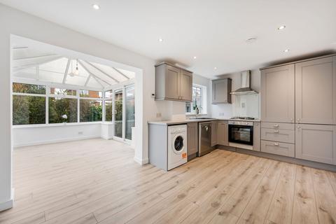 7 Ash Road, Elswick, Preston, PR4 3YE