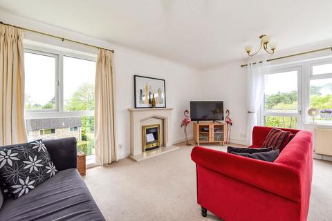 Flat 7, Hurstmere House Hurstmere Close, Grayshott, Hindhead, GU26 6TT