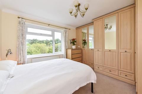 Flat 7, Hurstmere House Hurstmere Close, Grayshott, Hindhead, GU26 6TT