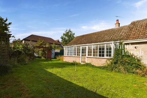 2 bedroom detached bungalow for sale, Pilgrims Way, Harleston