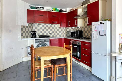 2 bedroom flat for sale, Dunthorne Way, Milton Keynes MK8