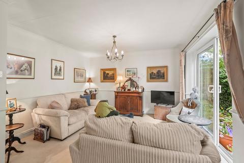 5 Crofters Court, Holmes Chapel, Crewe, CW4 7EX