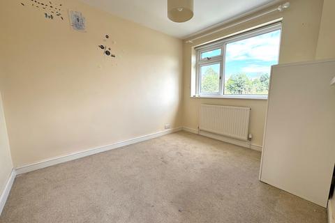 30 Sandringham Drive, Stockport, SK4 2DE