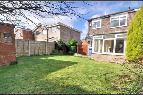 30 Sandringham Drive, Stockport, SK4 2DE