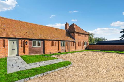 3 bedroom barn conversion for sale, Weedon Hill, Aylesbury  HP22