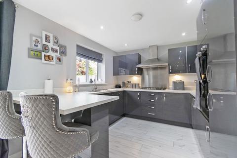 1 Llama Close, Leyland, PR25 3NT