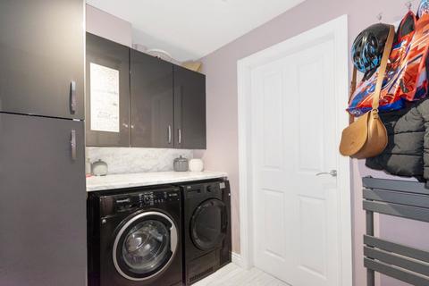 1 Llama Close, Leyland, PR25 3NT
