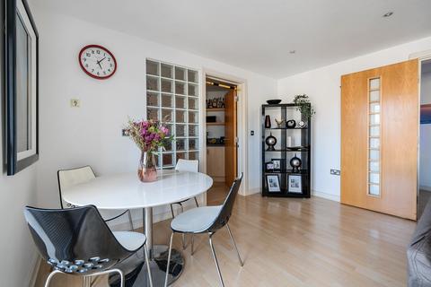 2 bedroom apartment for sale, Gloucester Square, Southampton, Hampshire, SO14