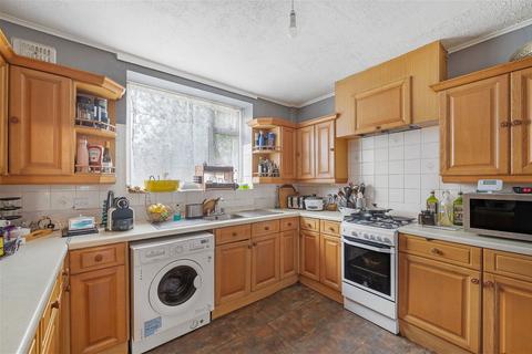 3 bedroom semi-detached house for sale, Chipperfield Road, Orpington BR5