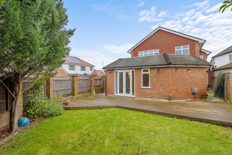 3 bedroom detached house for sale, River Way, Ewell KT19