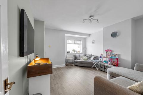 11 Erskine Road, Sutton, SM1 3AW