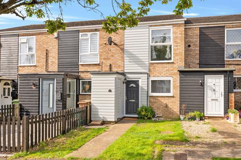 18 Andrews Close, Worcester Park, KT4 8PF