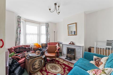 99 Kingston Road, Epsom, KT17 2HA