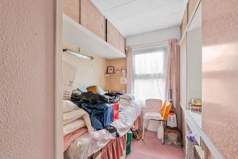 99 Kingston Road, Epsom, KT17 2HA