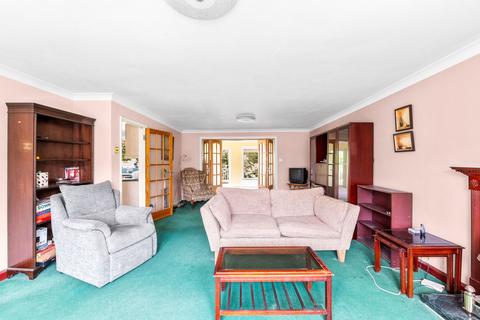 1 Parry Close, Epsom, KT17 2PB