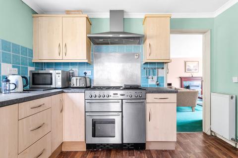 1 Parry Close, Epsom, KT17 2PB