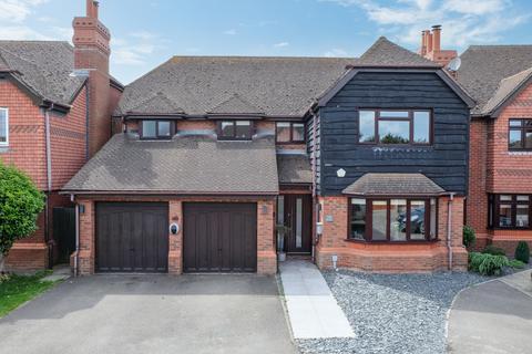 4 bedroom detached house for sale, Woodruff Close, Rainham, Gillingham, Kent, ME8