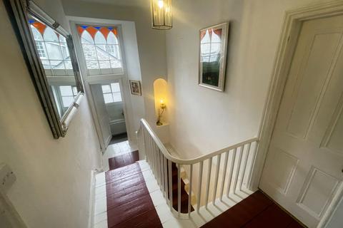 undefined, Russell Street, Tavistock PL19