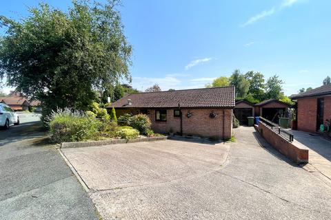 3 bedroom detached bungalow for sale, Hill Rise, Romiley