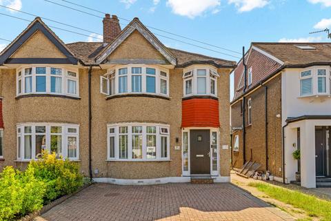 81 River Way, Epsom, KT19 0HL
