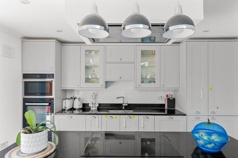 81 River Way, Epsom, KT19 0HL