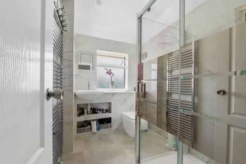 81 River Way, Epsom, KT19 0HL