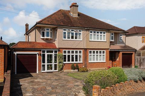 145 Seaforth Gardens, Epsom, KT19 0LW