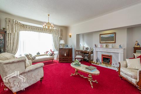 4 bedroom detached house for sale, 237 Inner Promenade, Fairhaven