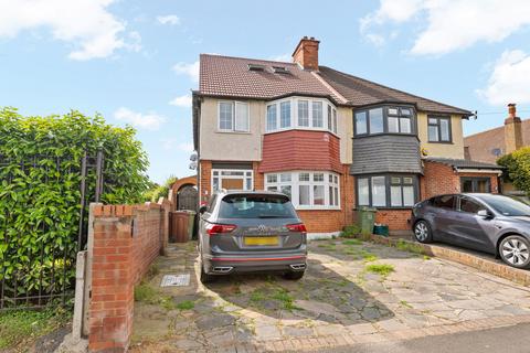 61 Gander Green Lane, Sutton, SM1 2EP