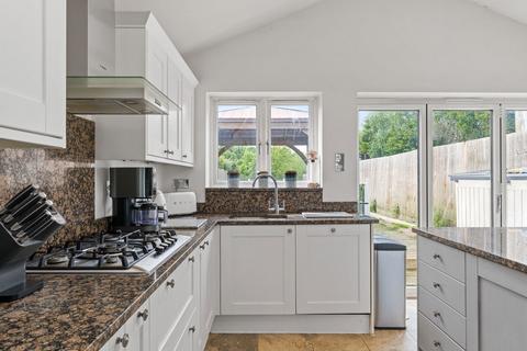 61 Gander Green Lane, Sutton, SM1 2EP