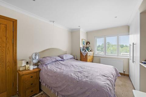 61 Gander Green Lane, Sutton, SM1 2EP