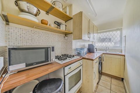 2 bedroom maisonette for sale, Tartar Road, Cobham, Surrey, Elmbridge, KT11