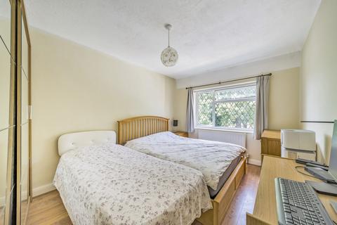 2 bedroom maisonette for sale, Tartar Road, Cobham, Surrey, Elmbridge, KT11