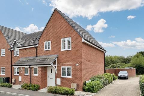 2 bedroom end of terrace house for sale, Queen's Crescent, Shrivenham, SN6