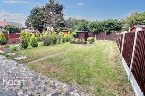 3 bedroom end of terrace house for sale, Kingston Hill Avenue, Romford