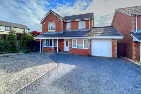 4 bedroom detached house for sale, Maes Derwen, Llanelli SA14