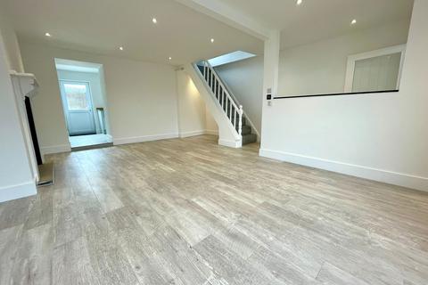 3 Carpalla Terrace, Foxhole, St Austell, PL26 7TZ