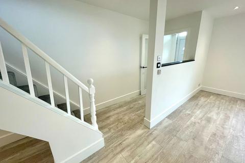 3 Carpalla Terrace, Foxhole, St Austell, PL26 7TZ
