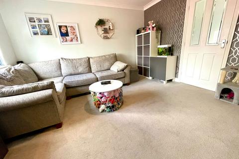 10 Hazel Close, St Austell, PL25 3UU